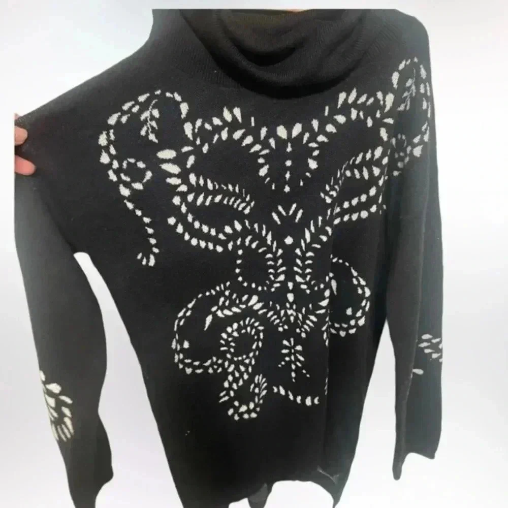 vertigo black turtleneck